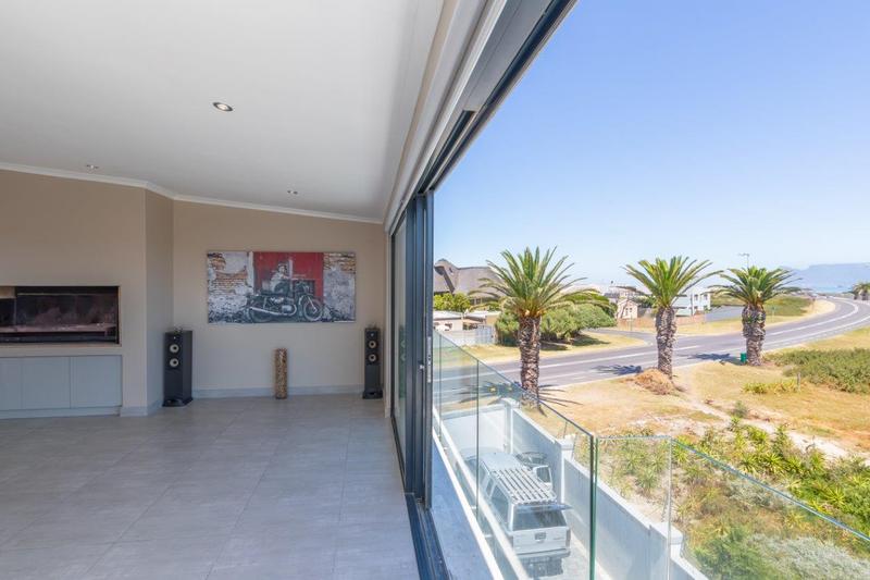 7 Bedroom Property for Sale in Melkbosstrand Western Cape